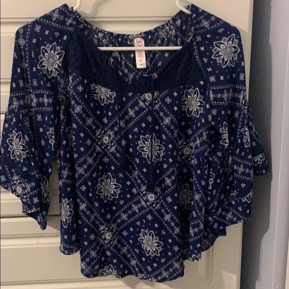 Justice navy blue and white blouse!!